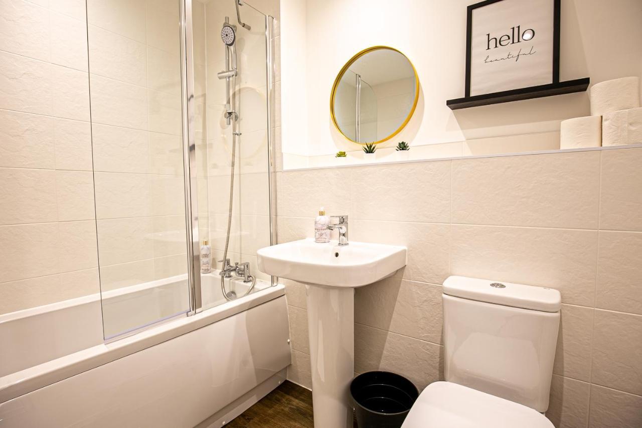 Penthouse Apartment - City Centre - Secure Parking, Balcony, Self-Check-In, Fast Wifi And Smart Tv With Netflix By Yoko Property Milton Keynes Exterior foto