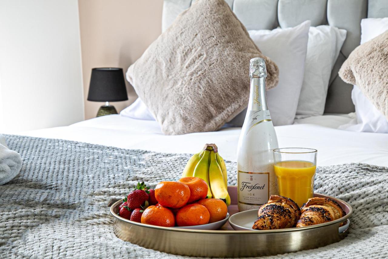 Penthouse Apartment - City Centre - Secure Parking, Balcony, Self-Check-In, Fast Wifi And Smart Tv With Netflix By Yoko Property Milton Keynes Exterior foto
